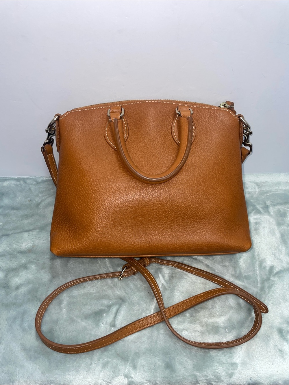 Dooney & Bourke ‘Dillen’ Satchel - Picture 2 of 15